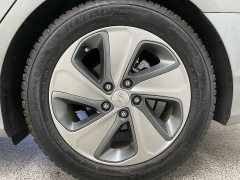 Used 2017  Hyundai Sonata Plug-In Hybrid 4d Sedan at Ideal Cars Llc near Mesa&comma; AZ