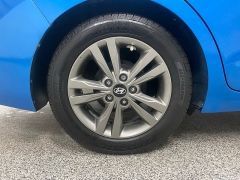 Used 2017  Hyundai Elantra 4d Sedan SE Value Edition at Ideal Cars Llc near Mesa&comma; AZ