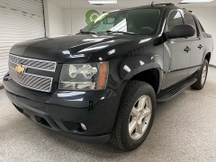 Used 2007  Chevrolet Avalanche 4d SUV RWD LS at Ideal Cars Llc near Mesa&comma; AZ