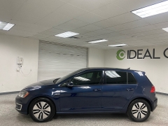 Used 2016  Volkswagen e-Golf 4d Hatchback SE at Ideal Cars Llc near Mesa&comma; AZ