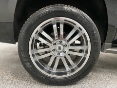 Used 2015  Chevrolet Suburban 4d SUV 4WD LT at Ideal Cars Llc near Mesa&comma; AZ