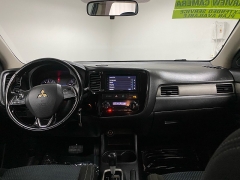 Used 2016 Mitsubishi Outlander 4d SUV FWD ES at Ideal Cars Llc near Mesa, AZ