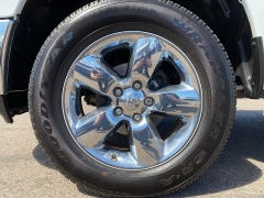 Used 2016  Ram 1500 4WD Crew Cab Big Horn at Ideal Cars Llc near Mesa&comma; AZ