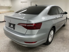 Used 2020  Volkswagen Jetta S Auto w&sol;ULEV at Ideal Cars Llc near Mesa&comma; AZ