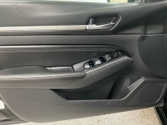 Used 2021  Nissan Altima 2&period;5 SV Sedan at Ideal Cars Llc near Mesa&comma; AZ