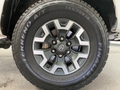 Used 2017  Toyota Tacoma 4WD Double Cab SR at Ideal Cars Llc near Mesa&comma; AZ