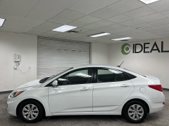Used 2017  Hyundai Accent 4d Sedan SE Auto at Ideal Cars Llc near Mesa&comma; AZ