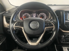 Used 2014  Jeep Cherokee 4d SUV FWD Latitude at Ideal Cars Llc near Mesa&comma; AZ