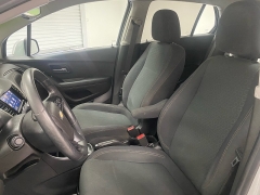 Used 2020 Chevrolet Trax 4d SUV FWD LS at Ideal Cars Llc near Mesa, AZ