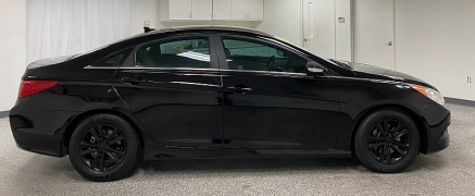 Used 2014  Hyundai Sonata 4d Sedan GLS at Ideal Cars Llc near Mesa, AZ