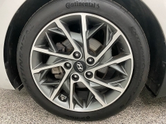 Used 2020  Hyundai Elantra 4d Sedan Limited at Ideal Cars Llc near Mesa, AZ