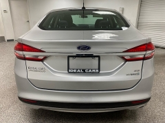 Used 2017  Ford Fusion Hybrid 4d Sedan SE at Ideal Cars Llc near Mesa&comma; AZ
