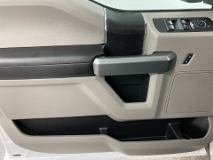 Used 2018  Ford F-150 4WD SuperCrew XLT 5 1&sol;2 at Ideal Cars Llc near Mesa&comma; AZ