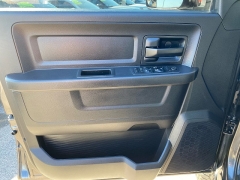 Used 2017  Ram 2500 4WD Crew Cab Tradesman at Ideal Cars Llc near Mesa&comma; AZ