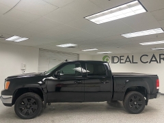 Used 2007  GMC Sierra 1500 4WD Crew Cab SLT at Ideal Cars Llc near Mesa, AZ