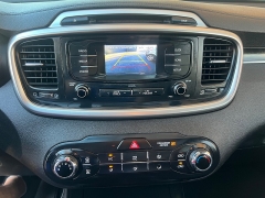 Used 2018  Kia Sorento 4d SUV AWD LX V6 at Ideal Cars Llc near Mesa&comma; AZ