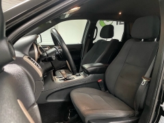 Used 2017  Jeep Grand Cherokee 4d SUV 4WD Laredo at Ideal Cars Llc near Mesa&comma; AZ