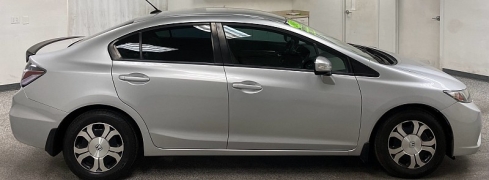 Used 2013  Honda Civic Hybrid 4d Sedan at Ideal Cars Llc near Mesa&comma; AZ