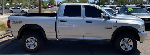 Used 2018  Ram 2500 4WD Crew Cab Tradesman at Ideal Cars Llc near Mesa&comma; AZ