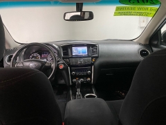 Used 2015  Nissan Pathfinder 4d SUV 4WD SV at Ideal Cars Llc near Mesa&comma; AZ