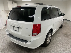 Used 2019  Dodge Grand Caravan 4d Wagon SXT at Ideal Cars Llc near Mesa, AZ