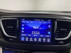 Used 2017  Chrysler Pacifica 4d Wagon Touring-L Plus at Ideal Cars Llc near Mesa&comma; AZ