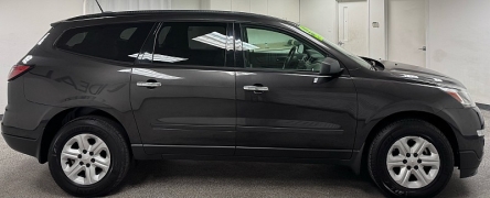 Used 2017  Chevrolet Traverse 4d SUV AWD LS at Ideal Cars Llc near Mesa&comma; AZ