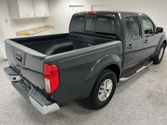 Used 2015  Nissan Frontier 2WD Crew Cab SV Auto at Ideal Cars Llc near Mesa&comma; AZ