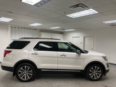 Used 2017  Ford Explorer 4d SUV 4WD Platinum at Ideal Cars Llc near Mesa, AZ