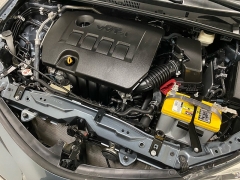 Used 2018  Toyota Corolla 4d Sedan SE CVT at Ideal Cars Llc near Mesa&comma; AZ