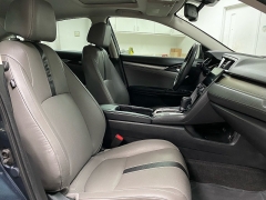 Used 2017  Honda Civic Sedan 4d Touring at Ideal Cars Llc near Mesa&comma; AZ