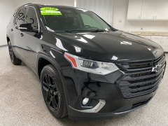 Used 2020  Chevrolet Traverse 4d SUV FWD LT Cloth w&sol;1LT at Ideal Cars Llc near Mesa&comma; AZ