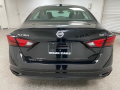 Used 2021  Nissan Altima 2&period;5 SV Sedan at Ideal Cars Llc near Mesa&comma; AZ