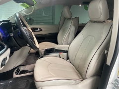 Used 2017  Chrysler Pacifica 4d Wagon Limited at Ideal Cars Llc near Mesa&comma; AZ