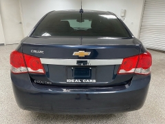 Used 2016  Chevrolet Cruze Limited 4d Sedan LS Auto at Ideal Cars Llc near Mesa&comma; AZ