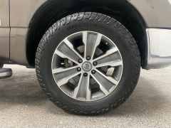 Used 2017  Nissan Titan 4WD Crew Cab SL at Ideal Cars Llc near Mesa&comma; AZ