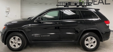 Used 2017  Jeep Grand Cherokee 4d SUV 4WD Laredo at Ideal Cars Llc near Mesa&comma; AZ