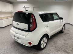 Used 2016 Kia Soul EV 4d Hatchback EV at Ideal Cars Llc near Mesa, AZ