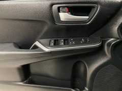 Used 2017  Toyota Camry Hybrid 4d Sedan LE at Ideal Cars Llc near Mesa&comma; AZ