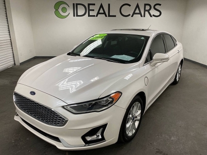 2019 Ford Fusion Energi Titanium's photo