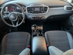 Used 2018  Kia Sorento 4d SUV AWD LX V6 at Ideal Cars Llc near Mesa&comma; AZ