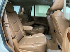 Used 2015  Cadillac Escalade 4d SUV 4WD Platinum at Ideal Cars Llc near Mesa&comma; AZ