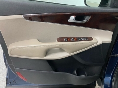 Used 2018  Kia Sorento 4d SUV AWD LX at Ideal Cars Llc near Mesa&comma; AZ