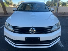Used 2015  Volkswagen Jetta 4d Sedan SE Auto at Ideal Cars Llc near Mesa, AZ