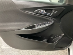 Used 2021  Chevrolet Malibu 4dr Sdn LT at Ideal Cars Llc near Mesa&comma; AZ