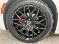 Used 2017  Chrysler Pacifica 4d Wagon Limited at Ideal Cars Llc near Mesa&comma; AZ