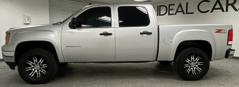 Used 2013  GMC Sierra 1500 4WD Crew Cab SLE at Ideal Cars Llc near Mesa, AZ