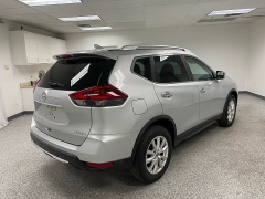 Used 2020  Nissan Rogue 4d SUV AWD SV at Ideal Cars Llc near Mesa, AZ