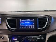 Used 2018 Chrysler Pacifica 4d Wagon Touring Plus at Ideal Cars Llc near Mesa, AZ
