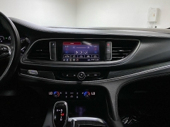 Used 2021  Buick Enclave FWD 4dr Preferred at Ideal Cars Llc near Mesa&comma; AZ